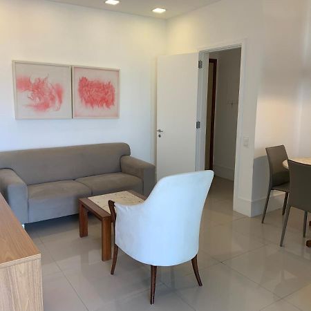 Flat com 65 metros; sala; duas suítes; cozinha Recém-reformado Rio de Janeiro Exterior foto